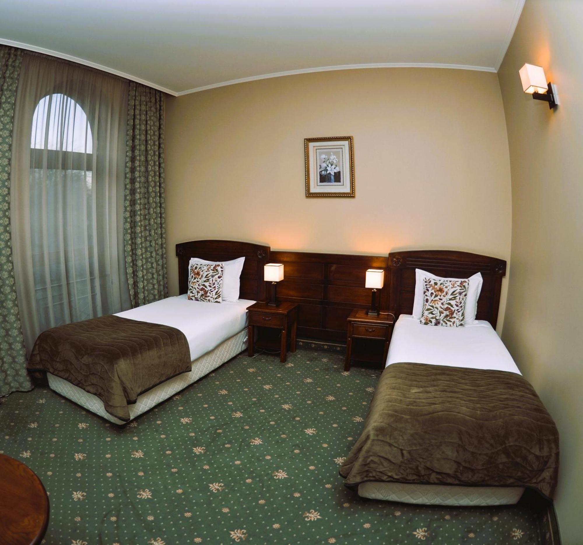 Retro Hotel ハスコヴォ エクステリア 写真