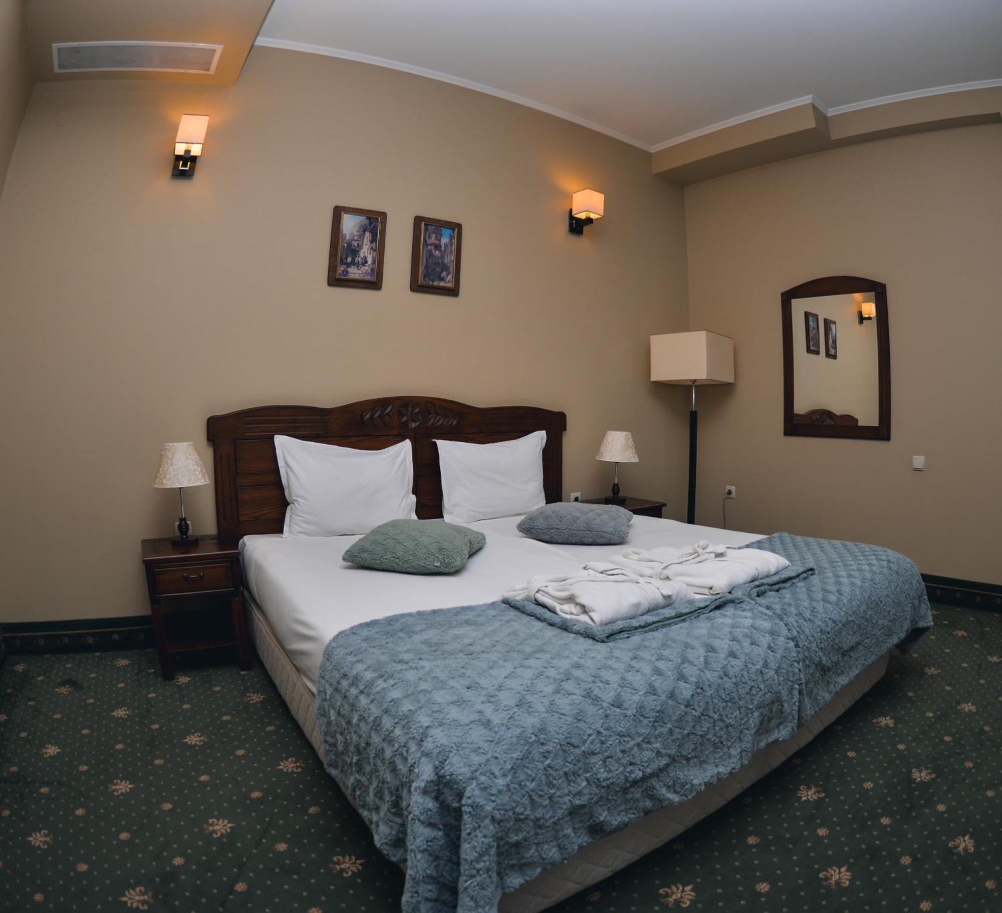 Retro Hotel ハスコヴォ エクステリア 写真